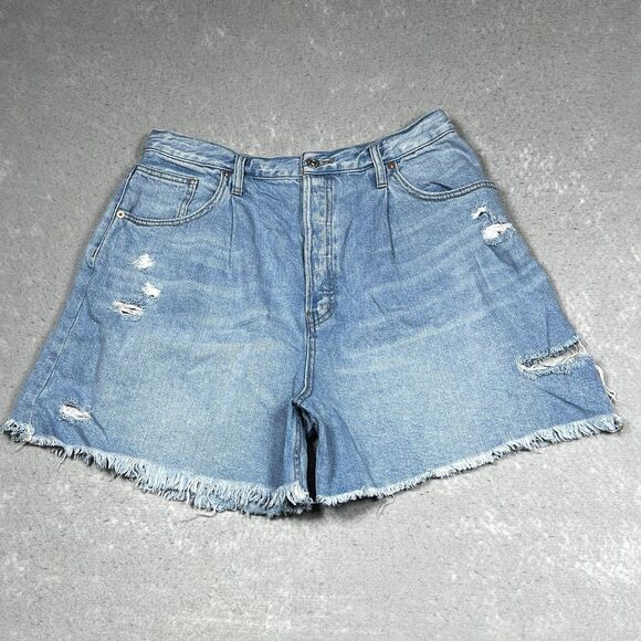 Free People Shorts Womens Size 34 Blue Distressed Cut-Off Jean Shorts Pockets - Picture 1 of 14